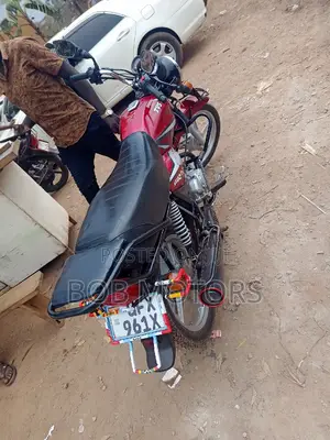 TVS HLX 125 2024 Red