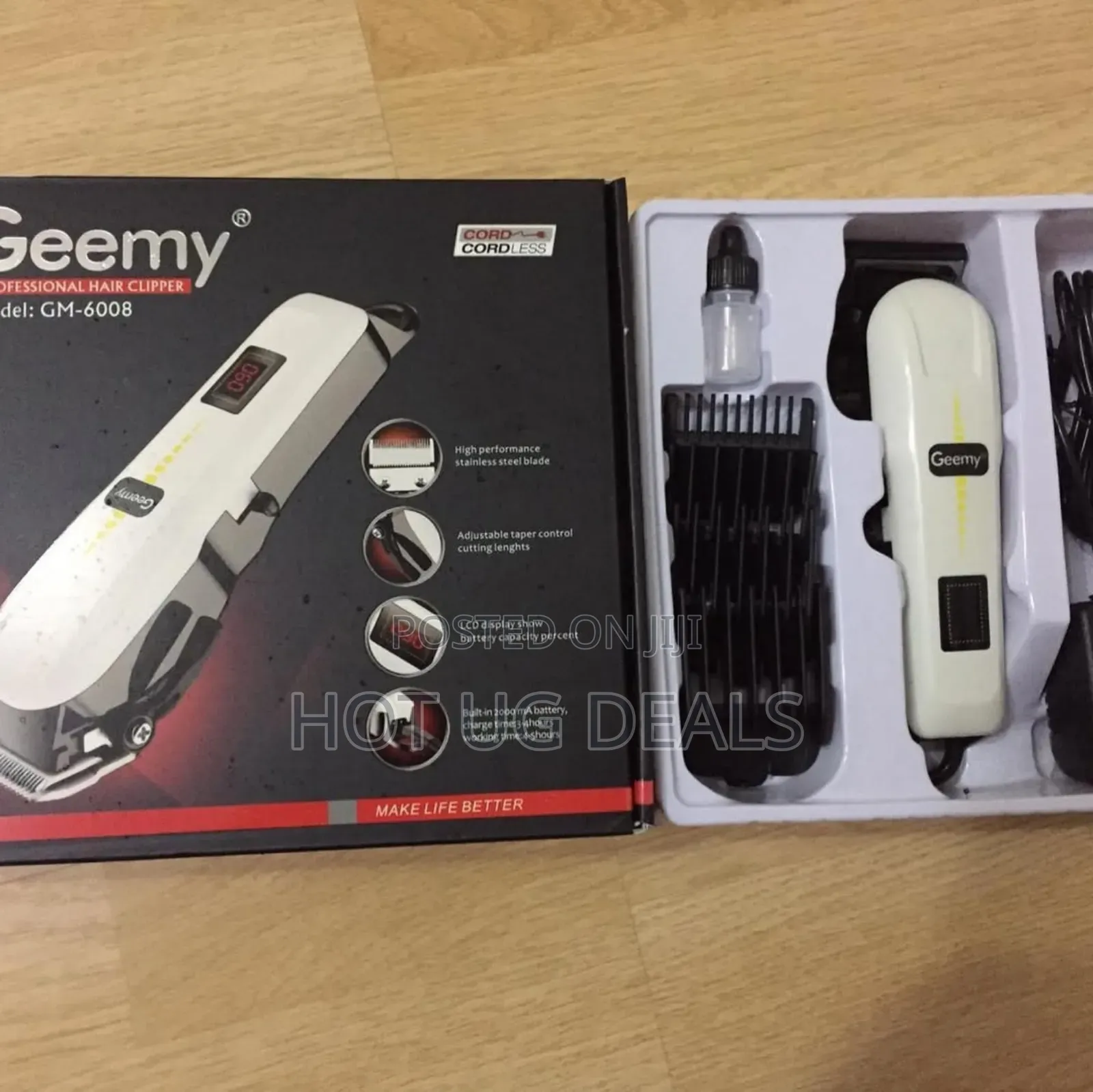 Geemy Rechargeable Shaving Machine With Battery Indicator
