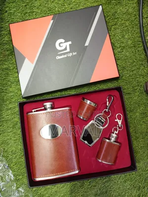 Liquor Drinking Gift Set / Hip Flask Gift Set