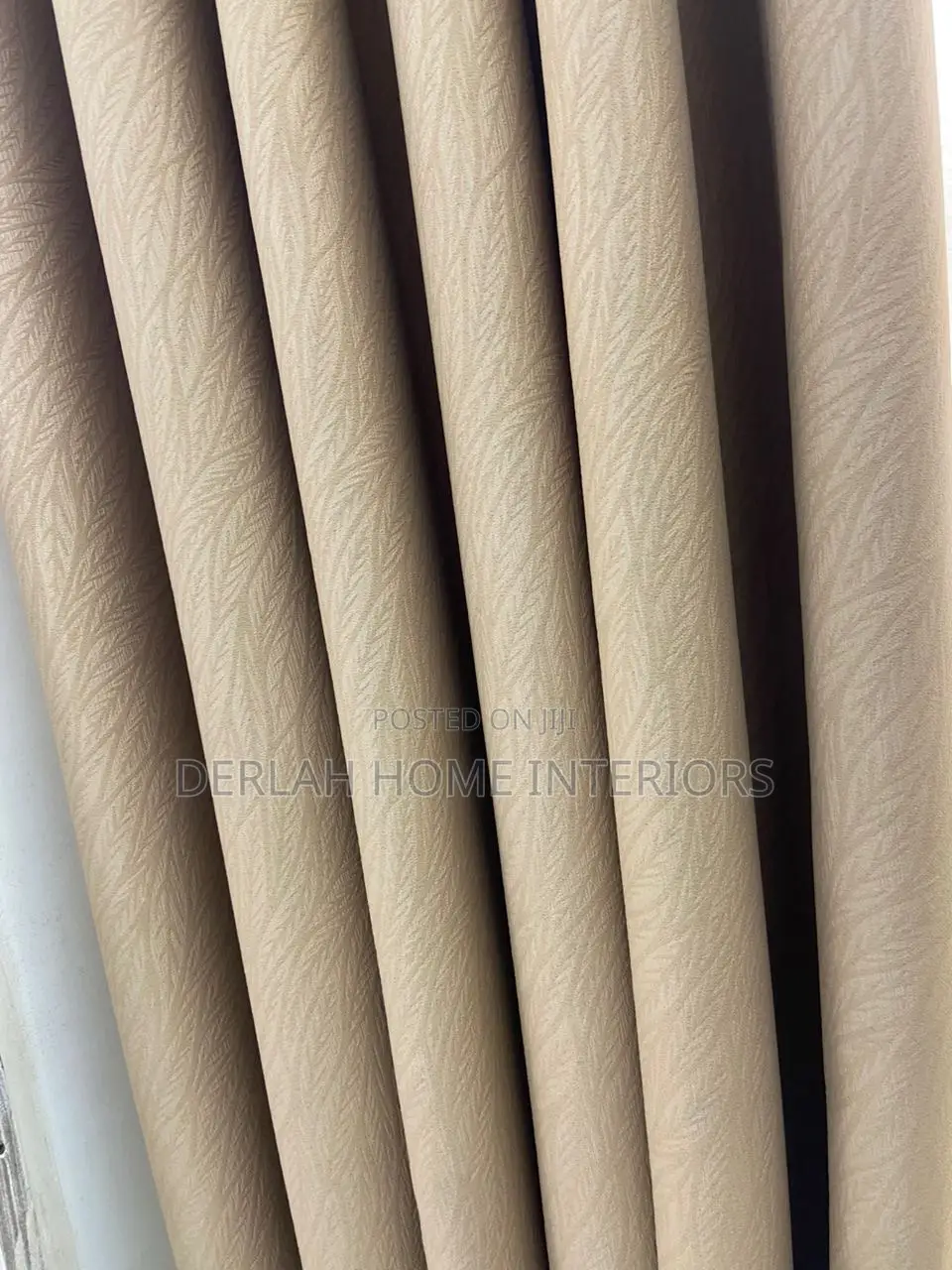 Uk Heavy Quality Curtain