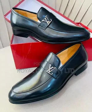 Black Gentle Louis Vuitton /Classic Leather Shoes