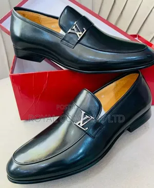Black Gentle Louis Vuitton /Classic Leather Shoes