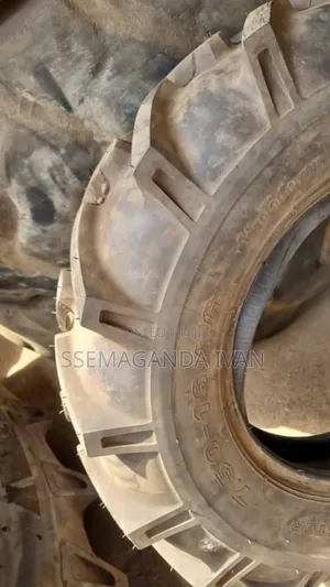 750r16 Tractor Mudgrip Tyres