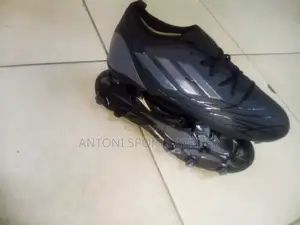 Praying Boots Adidas Black