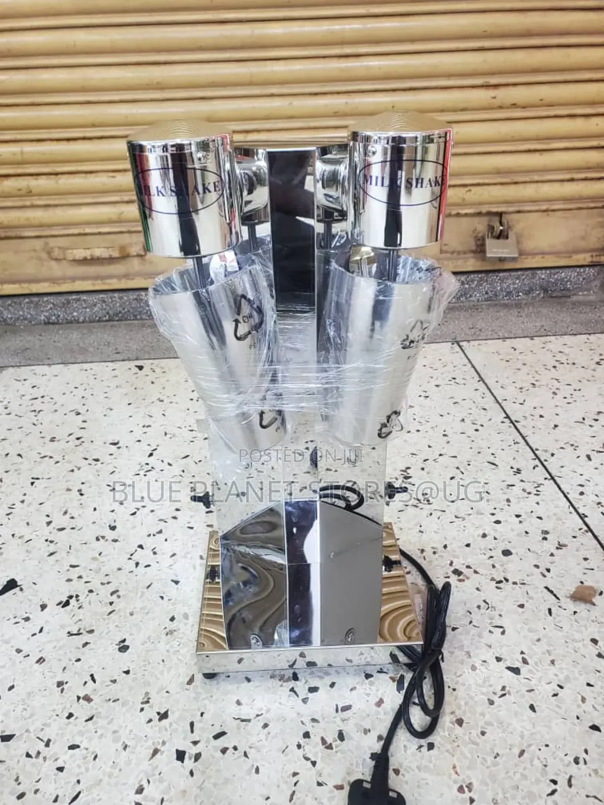 Double Head Electric Milkshake Maker/Machine \\ COMMERCIAL.