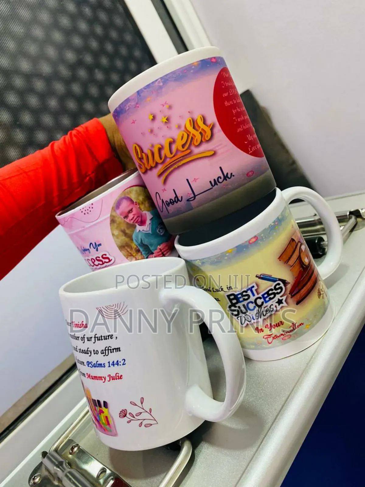 Customised Mugs/ Cups/ Flasks/ Magic Cups