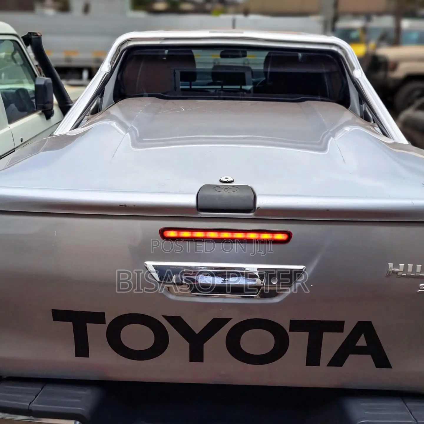 Toyota Hilux 2017 Silver