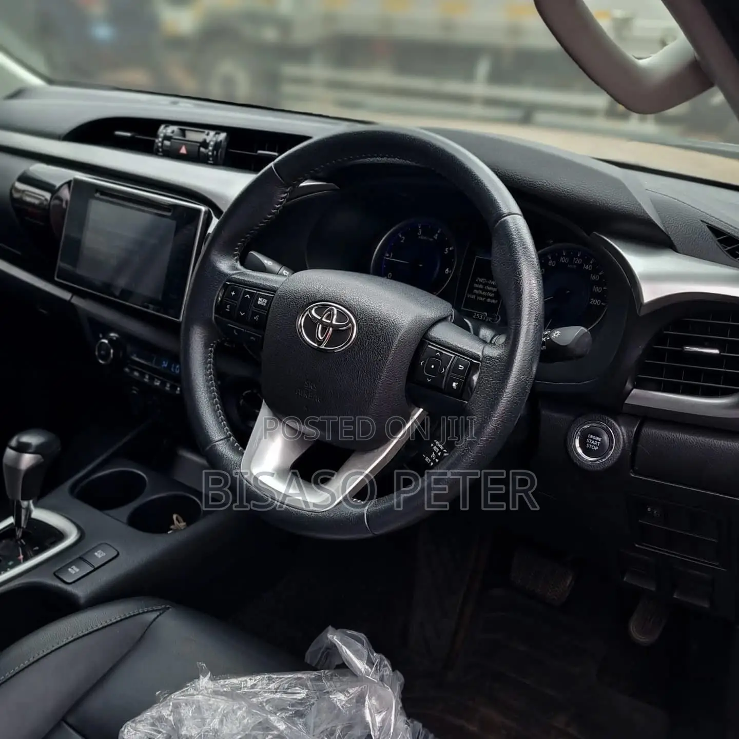Toyota Hilux 2017 Silver