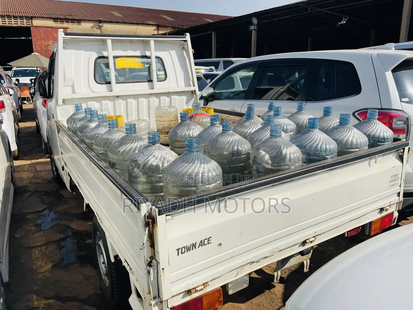 Toyota TownAce 2016 White