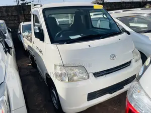 Toyota TownAce 2016 White