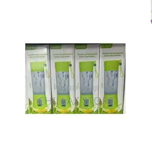 Portable and Rechargeable Batteries Blender.