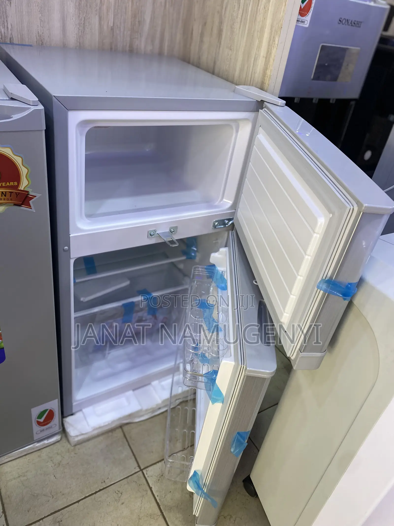 Sonashi Double Door Fridge