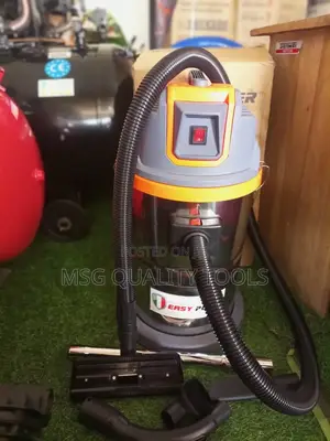Wet and Dry Vacuum Cleaner 30ltrs