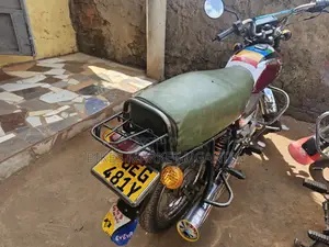 Bajaj Boxer 2018 Red