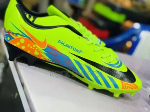 Training Shoes for Football Playing