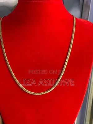 20 Inches Long Flat Gold Men’S Necklace