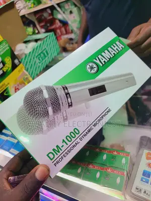 Yamaha Dm-1000 Professional Wired Microphone