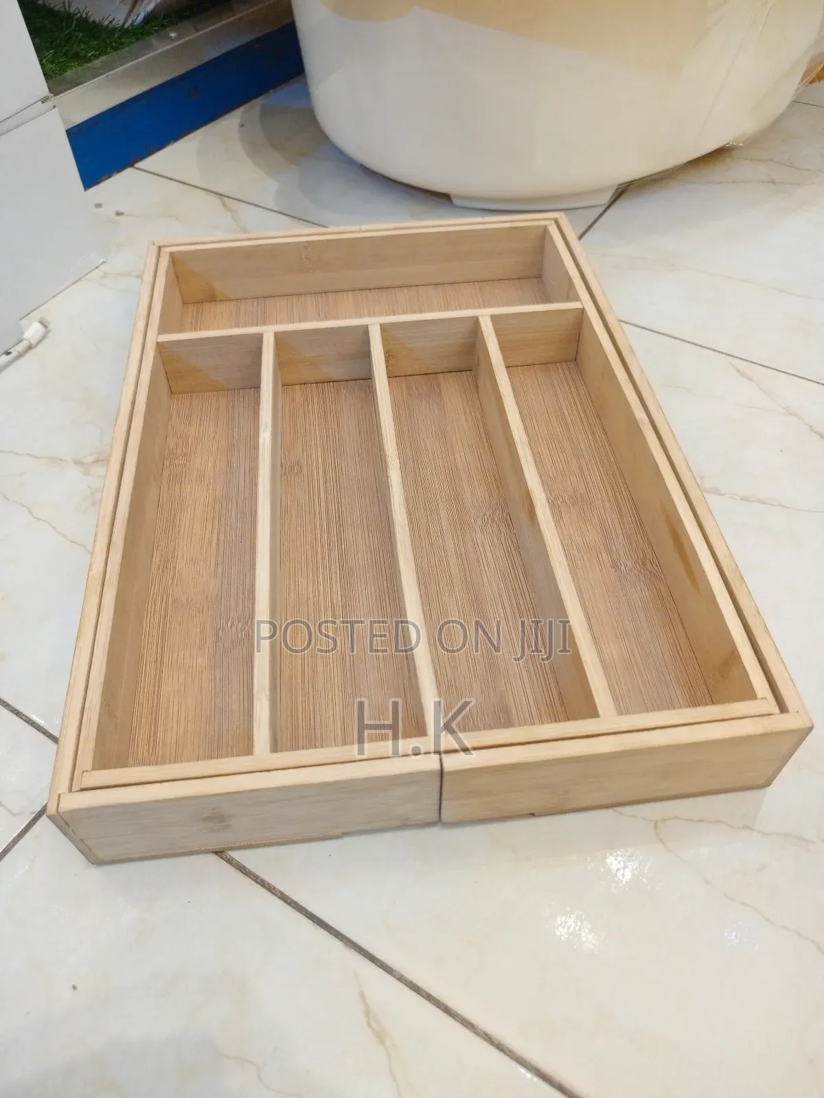 Bamboo Expandable Cutlery Tray.