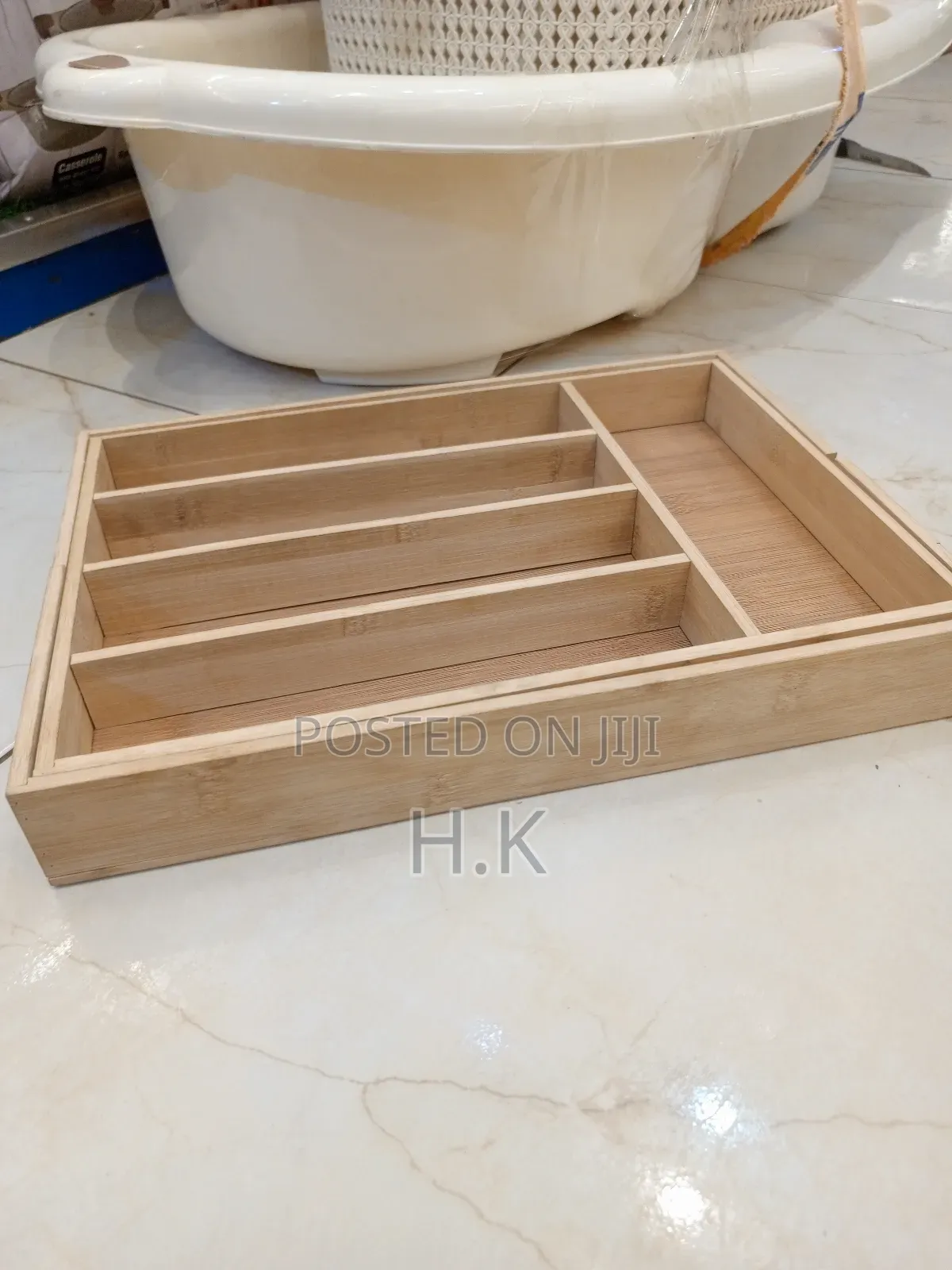 Bamboo Expandable Cutlery Tray.
