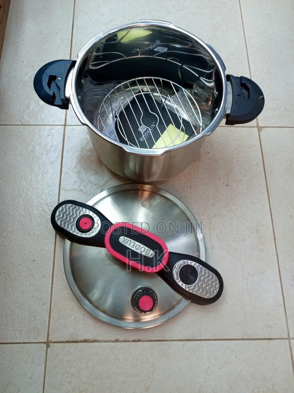 8-Litre Pressure Cooker