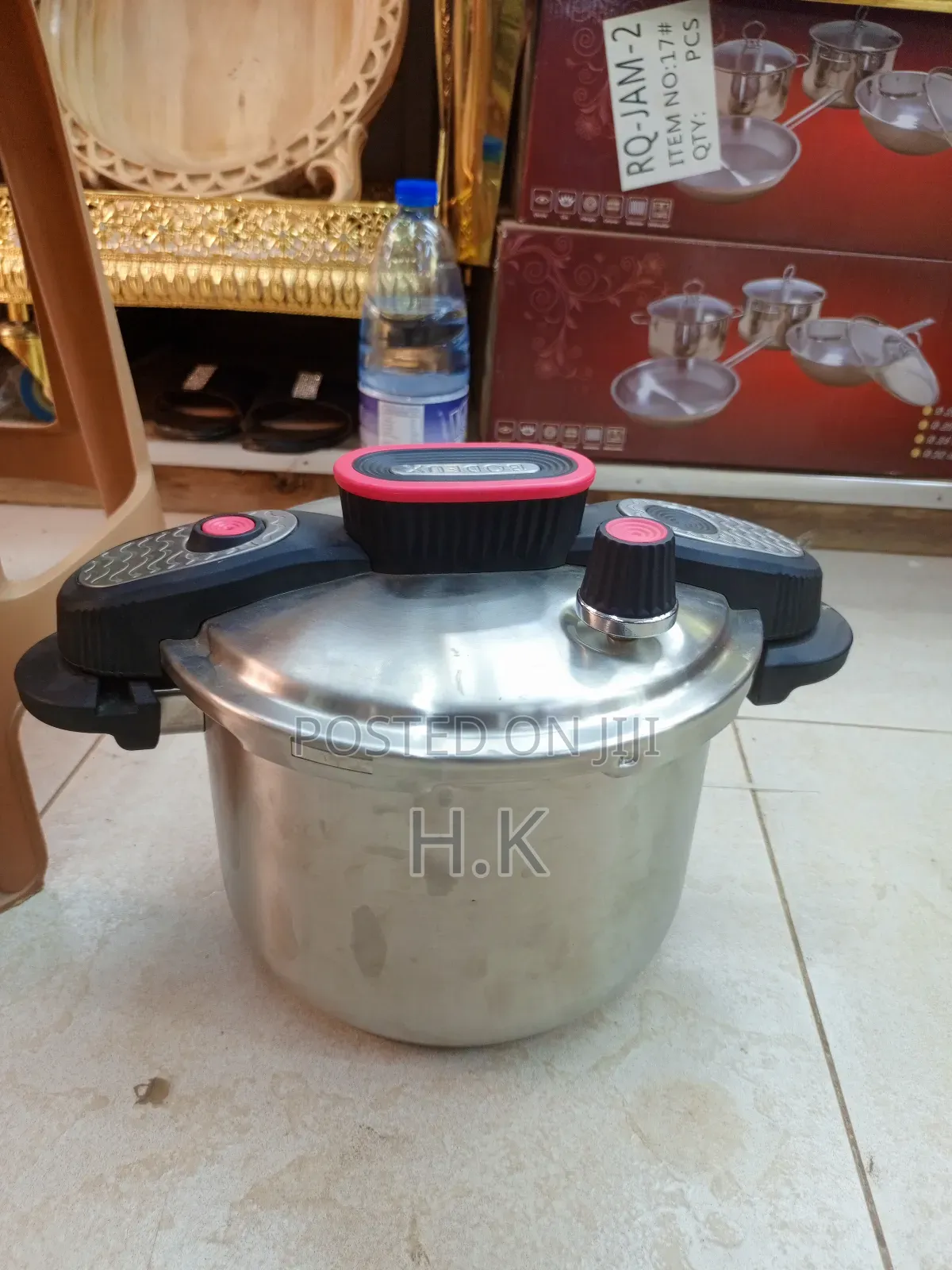 8-Litre Pressure Cooker