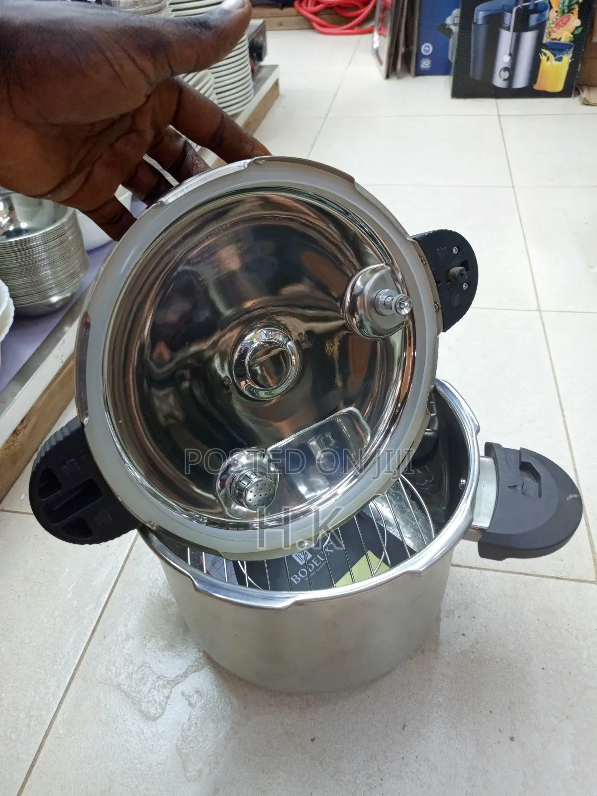 8-Litre Pressure Cooker
