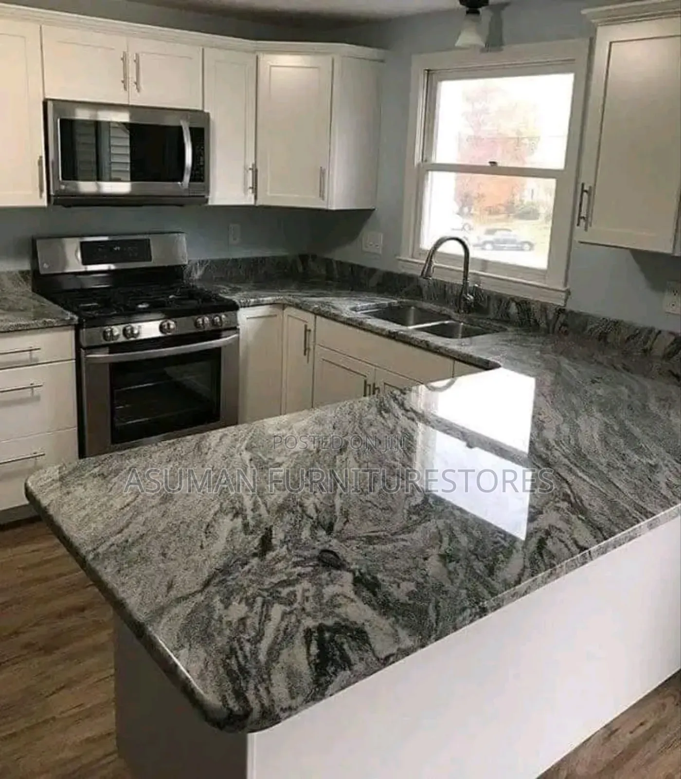 Kitchen Cabinets for Big Kitchens Call