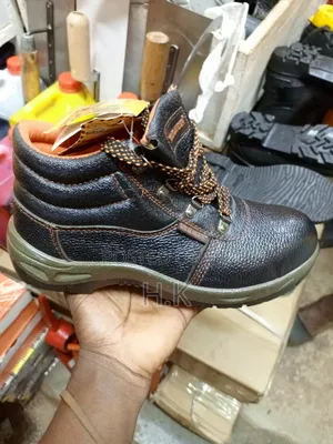 Monarch Safety Shoes