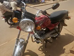 Bajaj Boxer 2017 Red