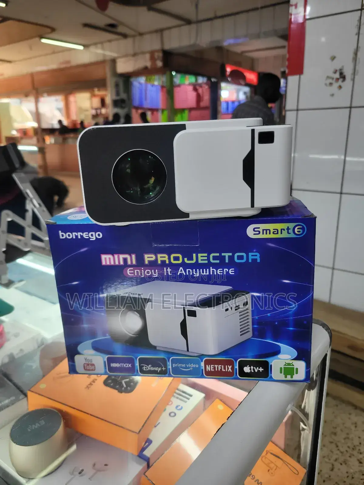 Smart 6 Borrego Mini Projector/Borrego Smart Projector