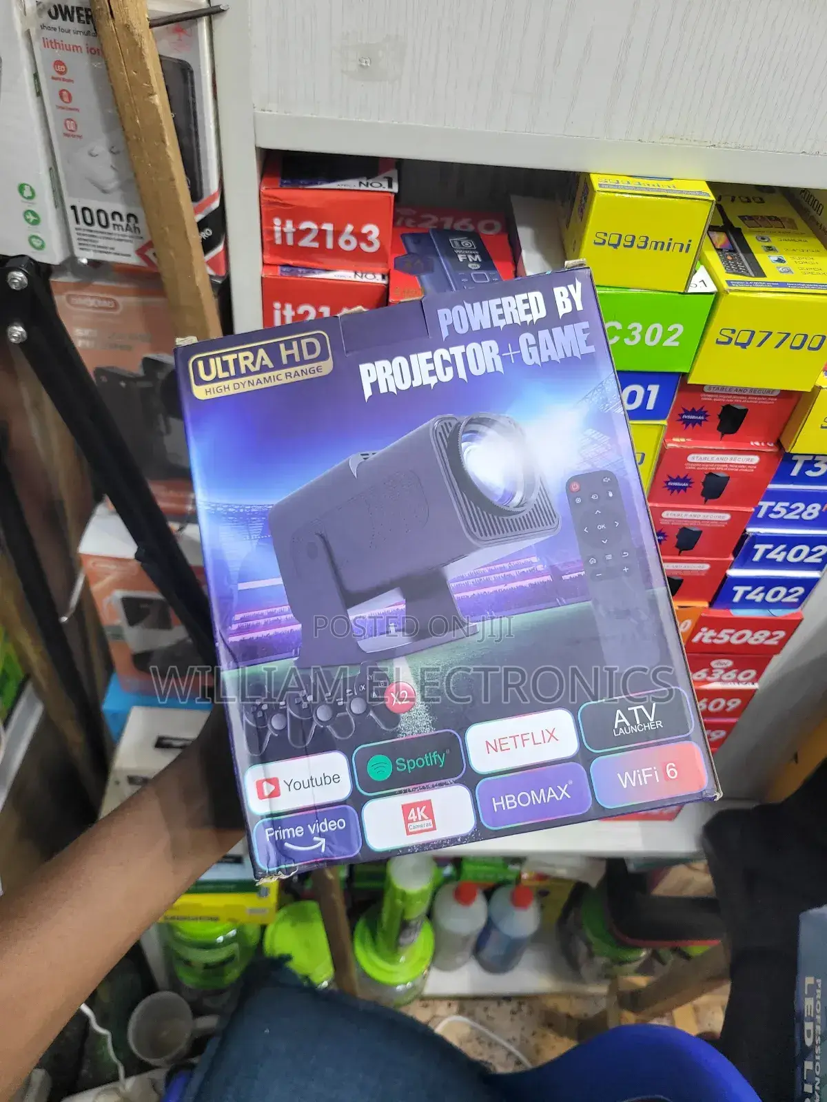 Ultra HD High Dynamic Range Projector