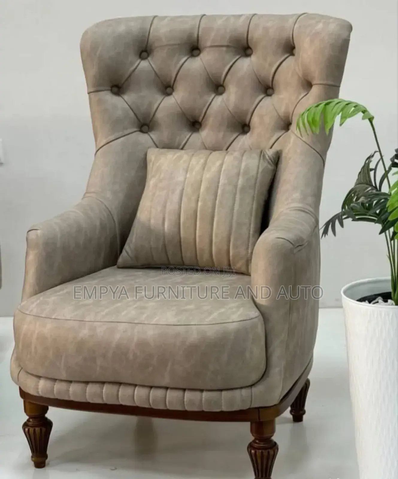 Single Chair Gray