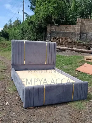 Master Bed Gray