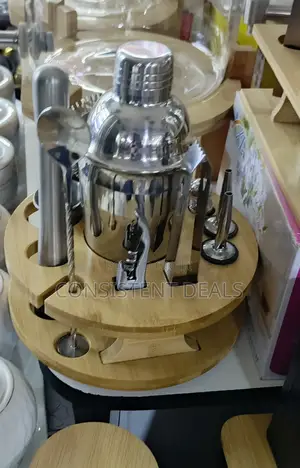 Cocktail Shaker Set