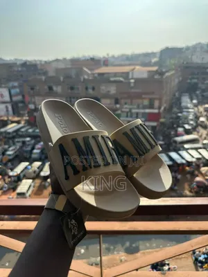 Accurate Amiri Slides
