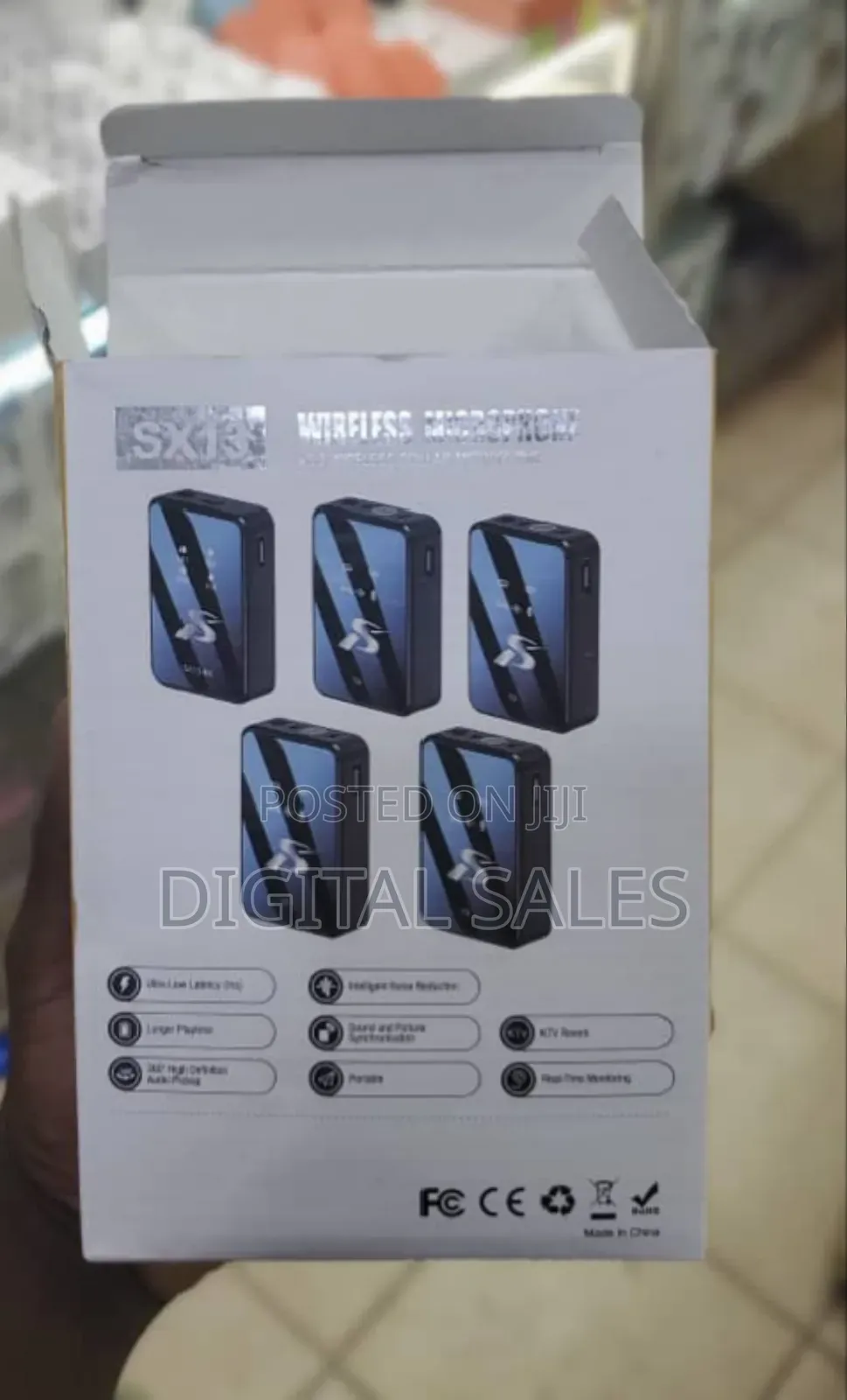 Wireless Microphone Collar