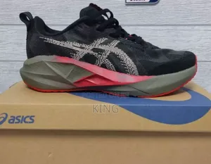 First ASICS Men's Novablast 5 Sneakers