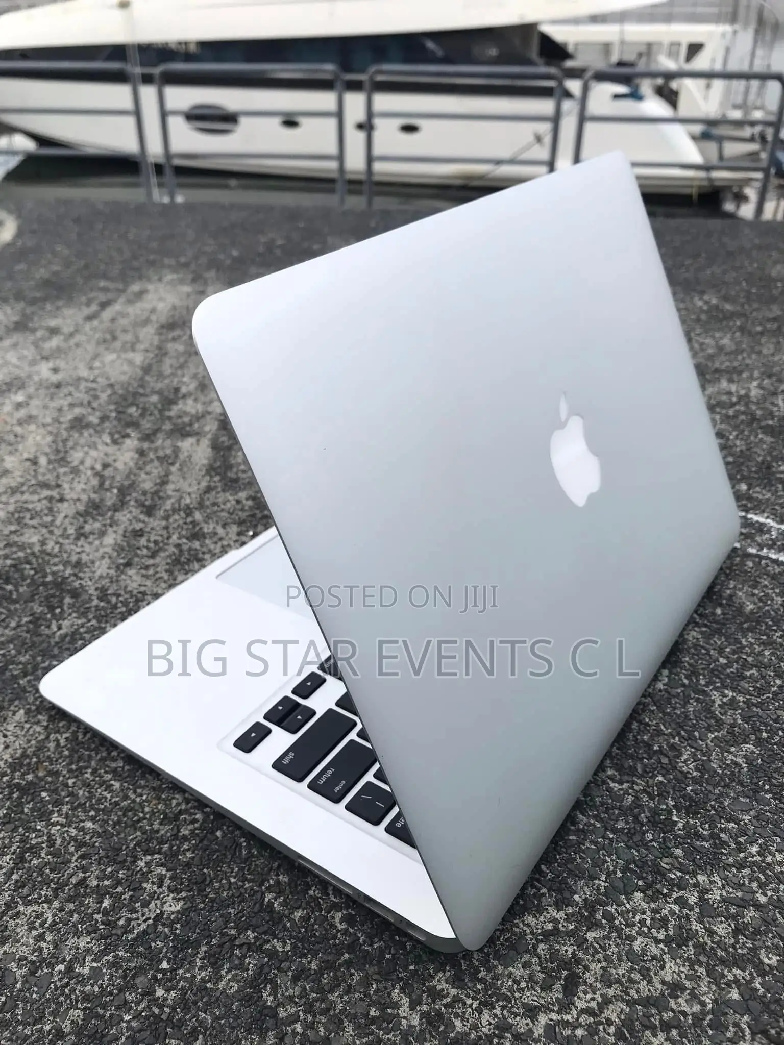 Laptop Apple MacBook Air 4GB Intel Core I5 SSD 128GB