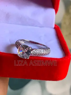 Round Cubic Engagement Ring