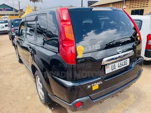 Nissan X-Trail 2010 Black