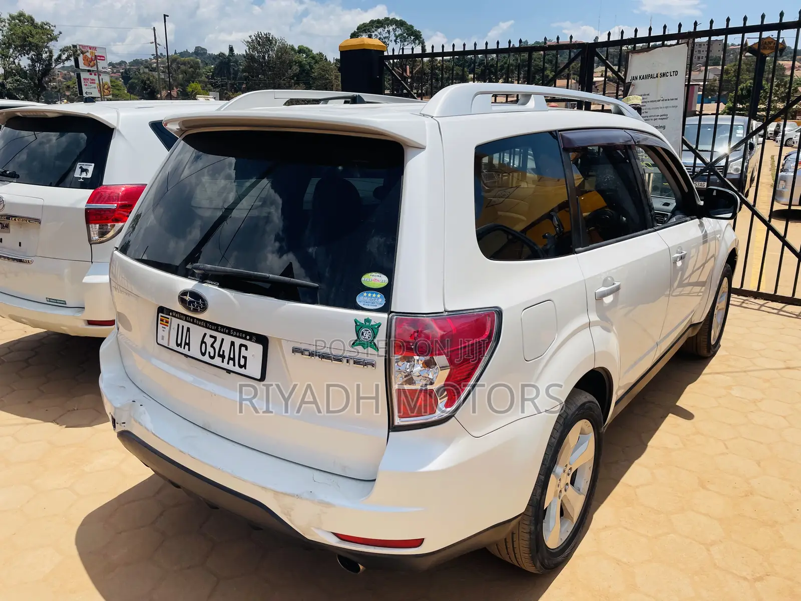 Subaru Forester 2011 White
