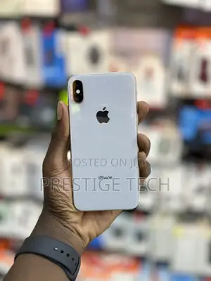 Apple iPhone X 64 GB White