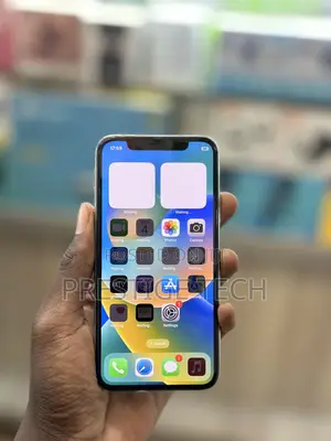 Apple iPhone X 64 GB White