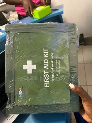 Plastic Medium Firstaid Kit