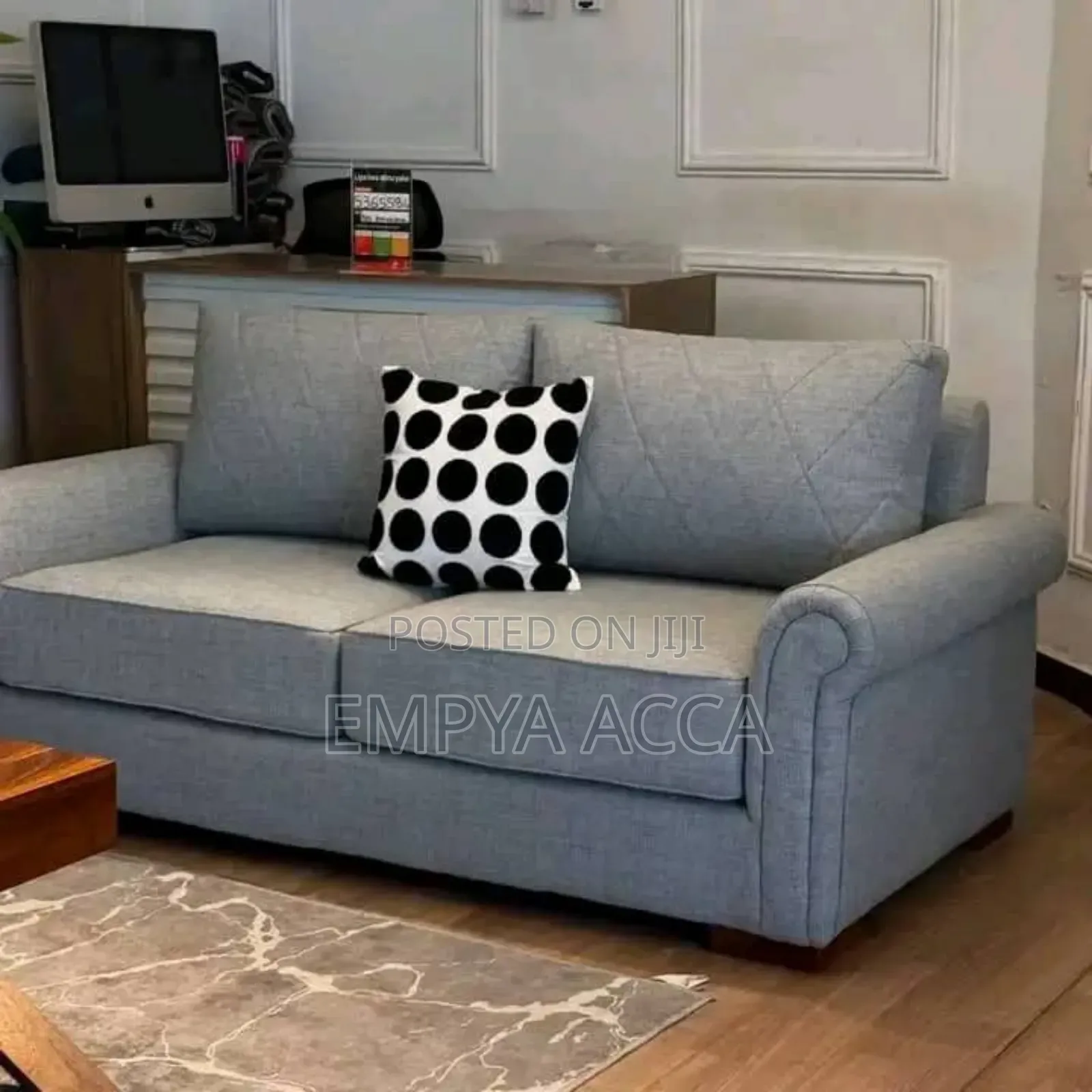Gray Two Seater Bb