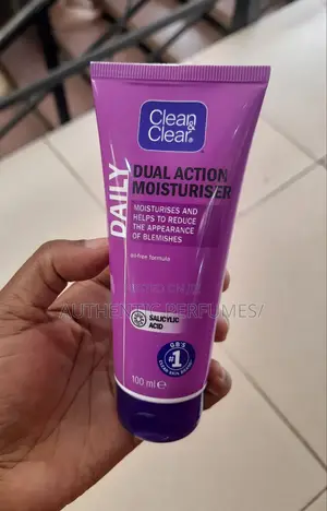 Clean Clear Dual Action Moisturiser 100ml