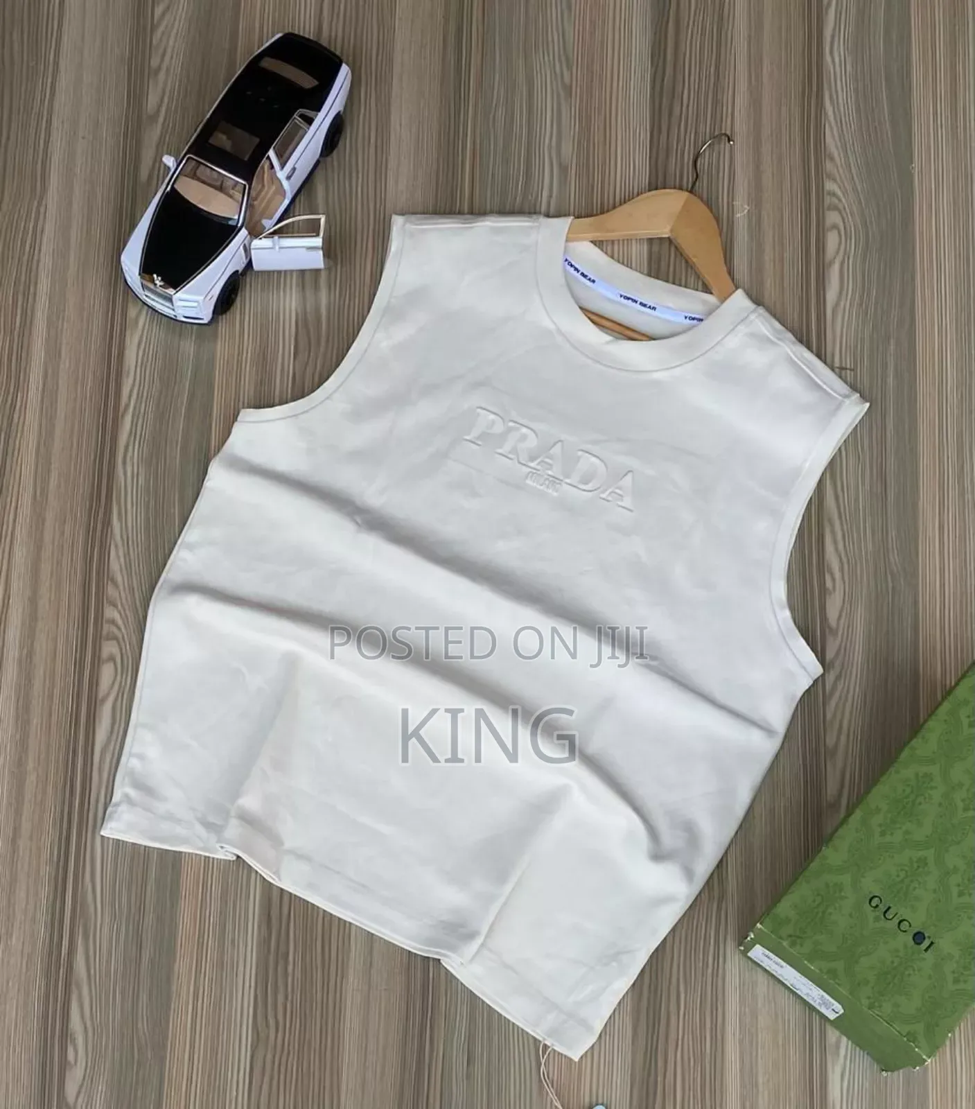 Clever Prada Outdoor Vests