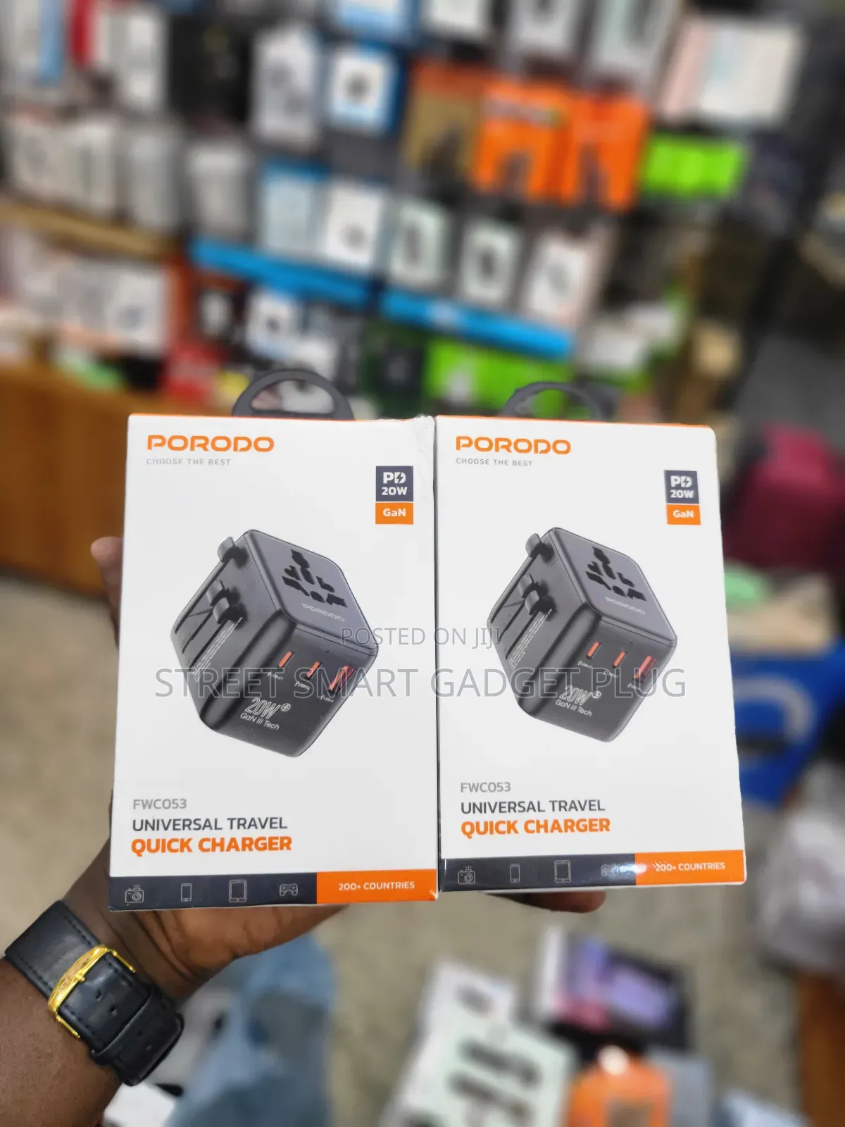 Porodo Universal Travel Adapter 20watts