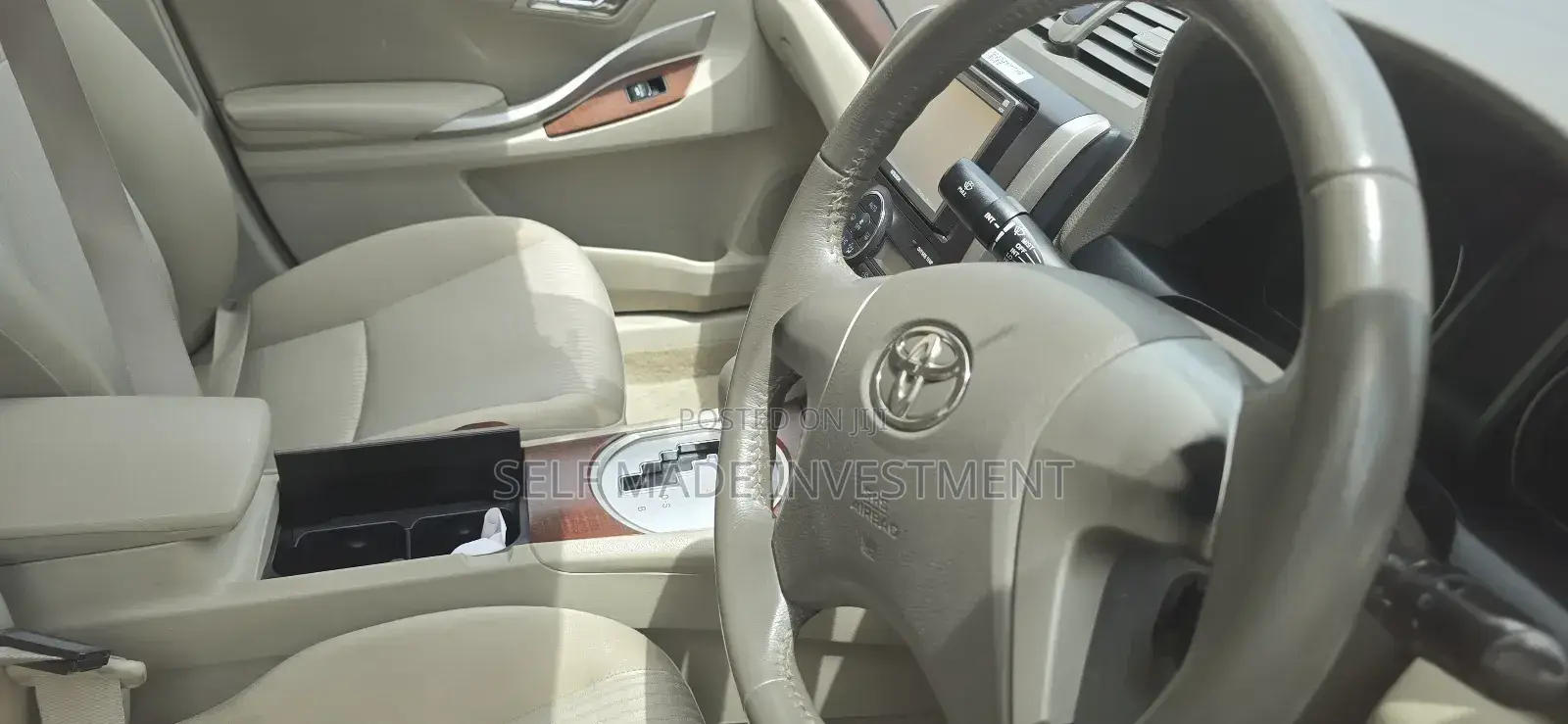 Toyota Premio 2011 White