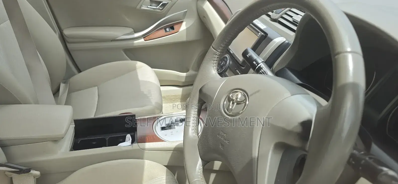 Toyota Premio 2011 White